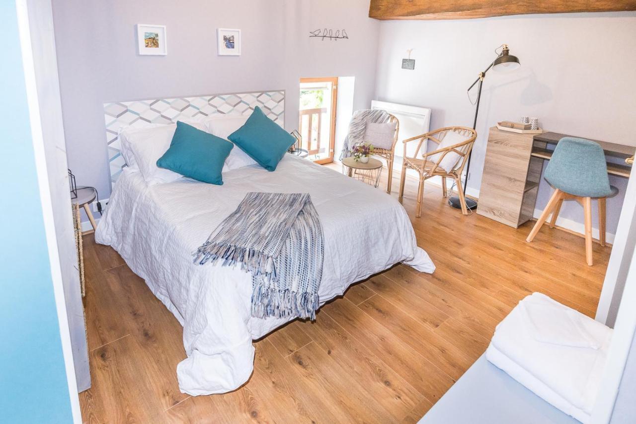 Entre Canal Et Vignes Bed & Breakfast Escolives-Sainte-Camille Exterior photo